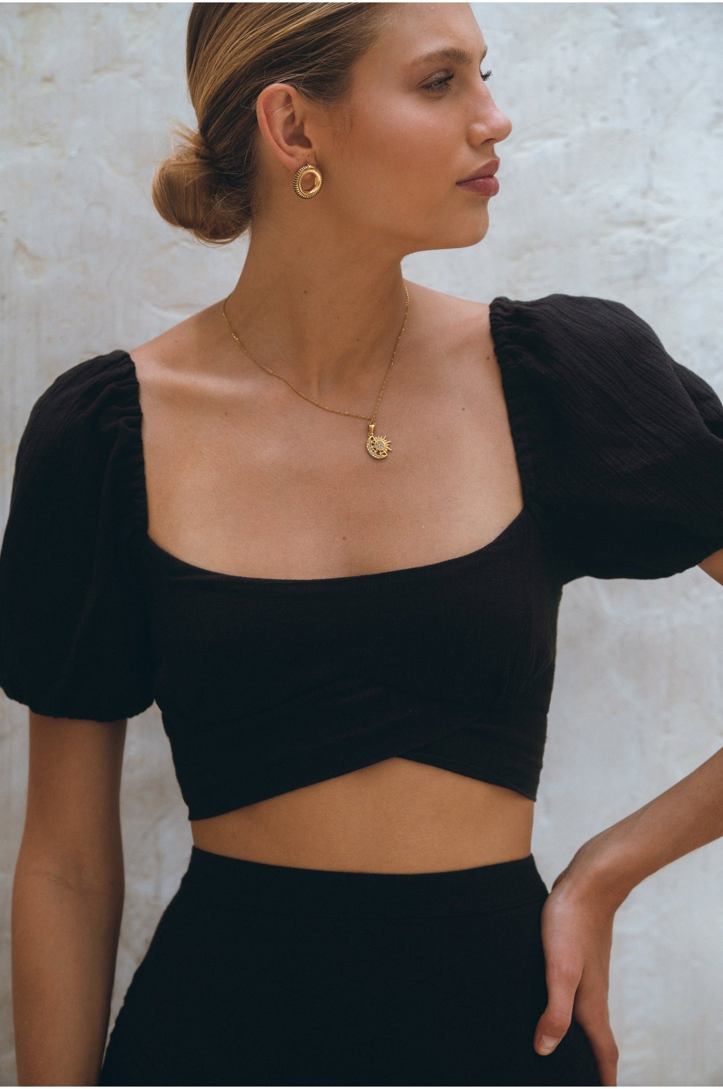Kira Linen Crop Top