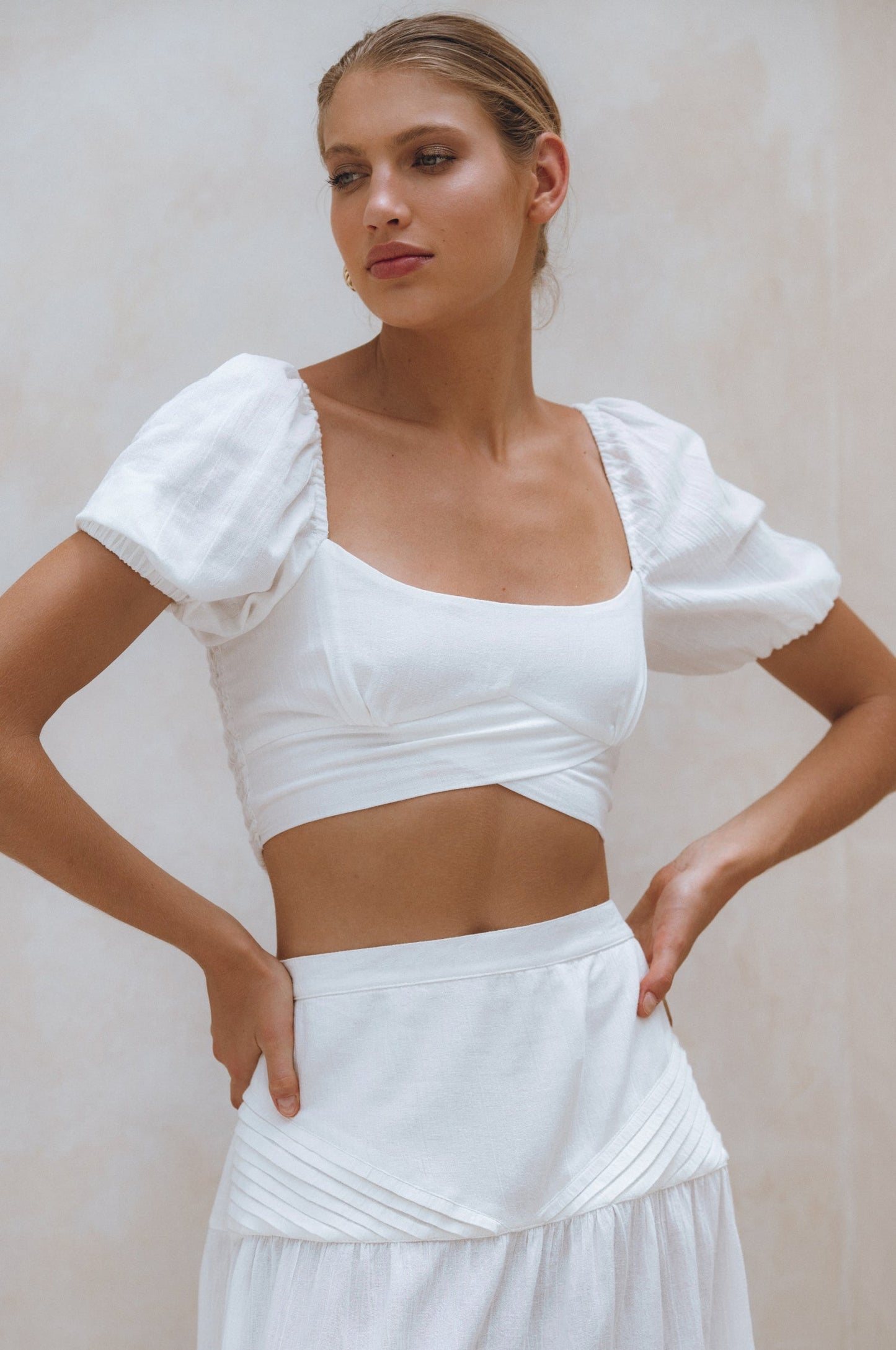 Kira Linen Crop Top