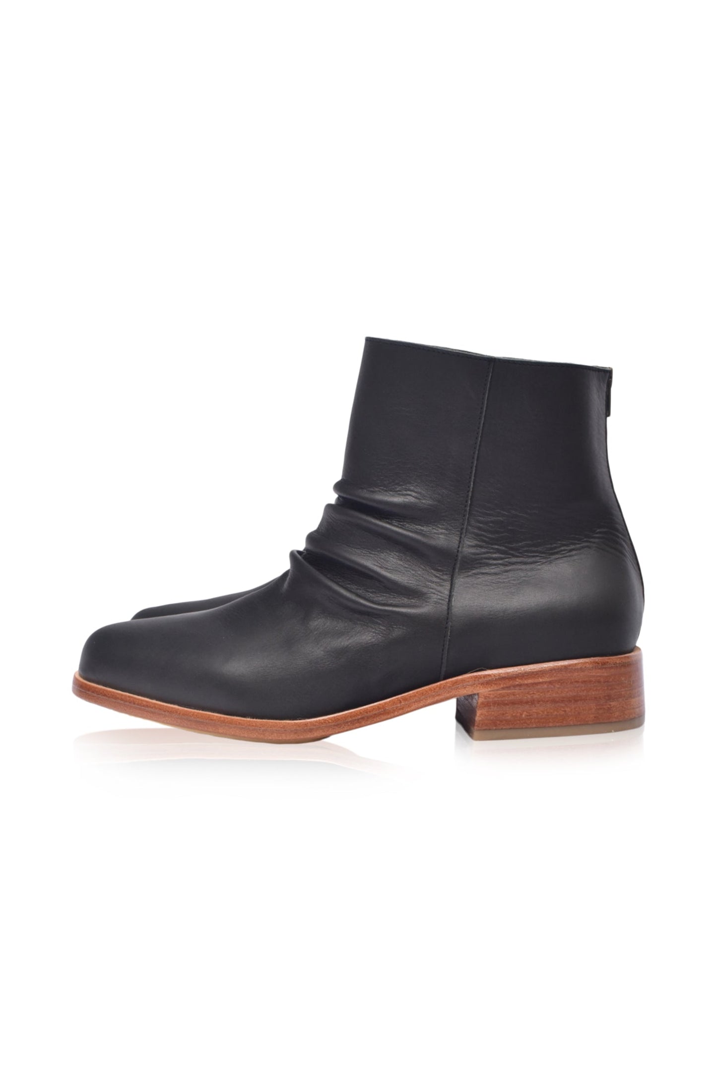 Nola Chelsea Leather Boots
